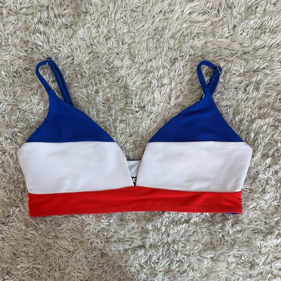 Beach Riot Riza top - Picture 2 of 4